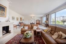 Zeer ruim en uniek appartement (214m²) te koop Linkeroever
