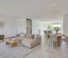 Ruim triplexappartement met terras in Zonhoven