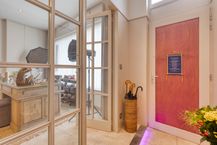 Ruime gezinswoning met 4 slaapkamers te koop in Kortrijk.