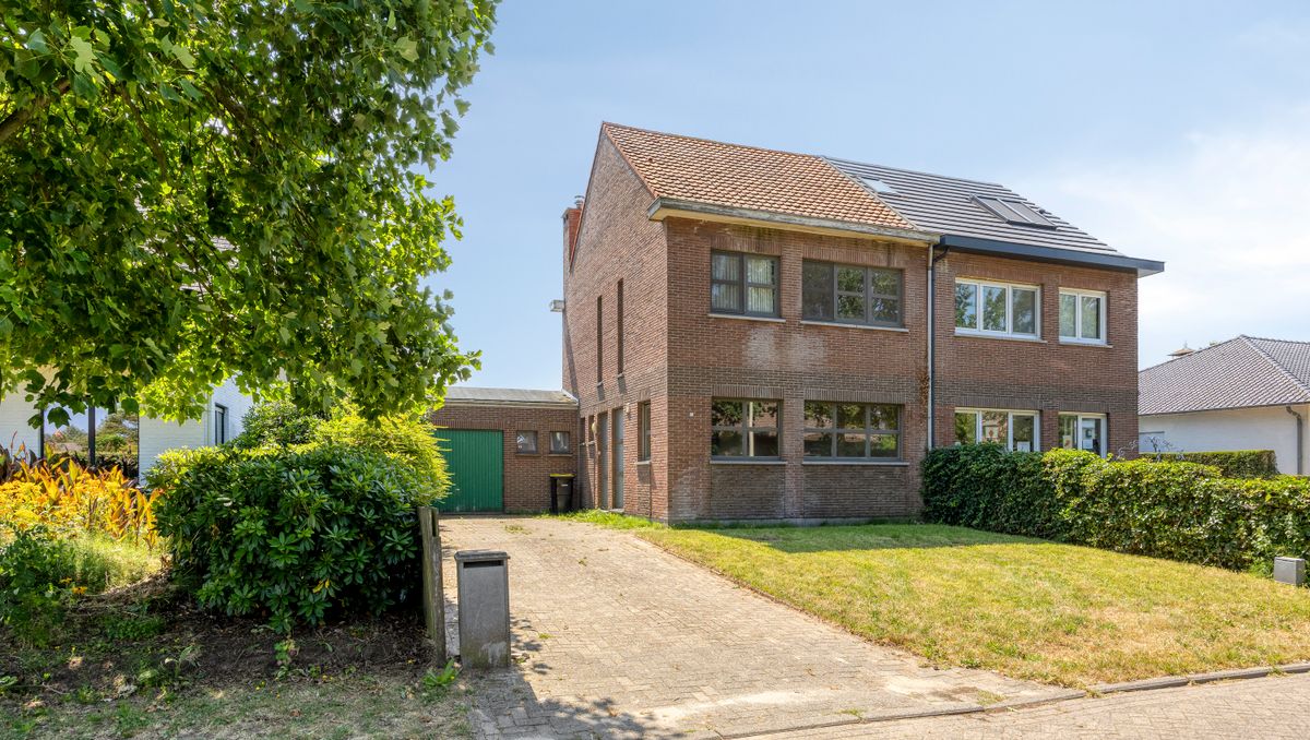 Te renoveren HO bebouwing te koop te Kalmthout - Achterbroek