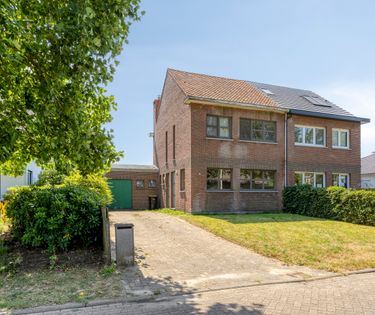 Te renoveren HO bebouwing te koop te Kalmthout - Achterbroek