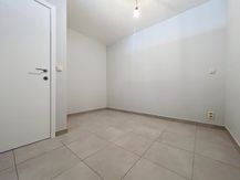 Gelijkvloers appartement met 1 slaapkamer te Roeselare.