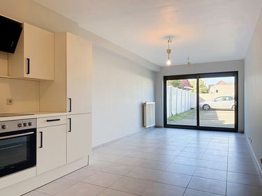 Gelijkvloers appartement met 1 slaapkamer te Roeselare.