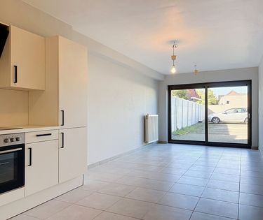 Gelijkvloers appartement met 1 slaapkamer te Roeselare.