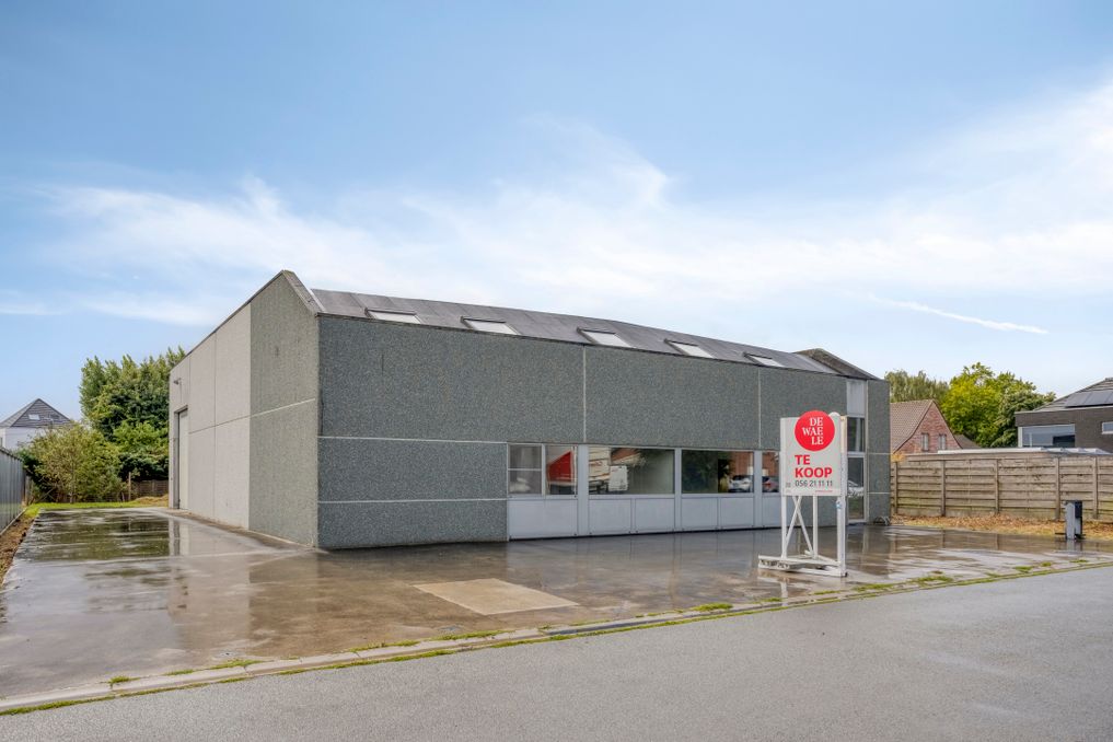 Bedrijfsgebouw te koop in Zwevegem