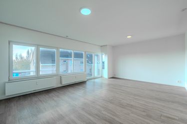 Instapklaar 2-slaapkamerappartement te Oostende