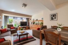 Opbrengsteigendom met 3 appartementen in het centrum!