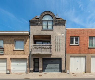 Maison en bel-étage avec 4 chambres, garage et jardin !