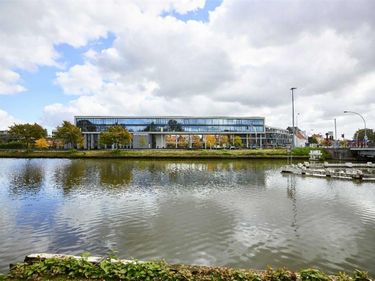 Kantoorruimte (327 m² tot 500 m²) met topvisibiliteit 