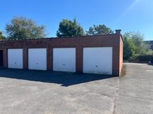 Garage voor 1 personenwagen nabij het centrum van Roeselare.