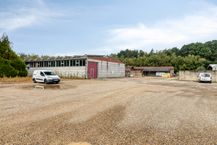 Ruime bedrijfshal van ca. 900 m² te huur op toplocatie in Genk