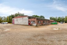Ruime bedrijfshal van ca. 900 m² te huur op toplocatie in Genk