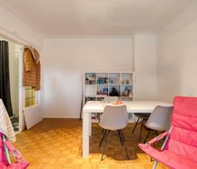 Lichtrijk appartement met ruim terras te koop in Berchem