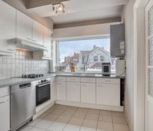 Ruim en lichtrijk appartement met zonnig terras in Koksijde