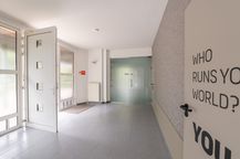 Ready to move into commercial ground floor in a prime location in the heart of Grimbergen