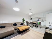 Brussel: Gemeubeld appartement met terras 
