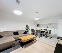 Brussel: Gemeubeld appartement met terras