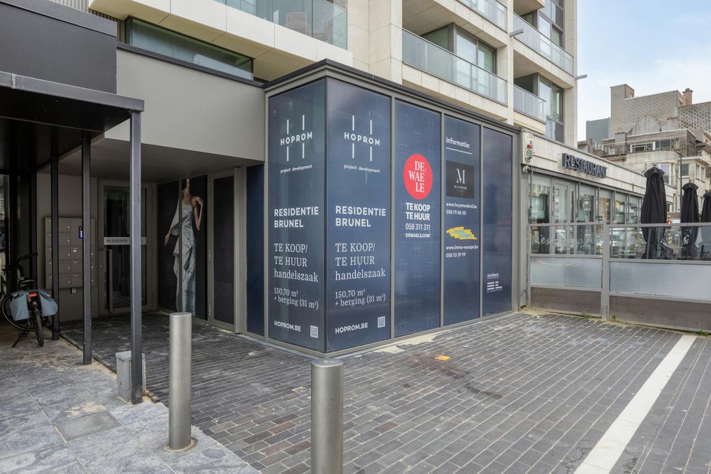 Espace commercial récemment construit dans un emplacement privilégié à Oostduinkerke