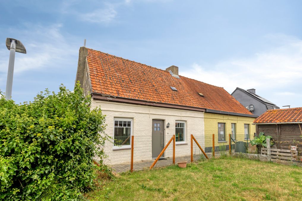 Ideale starterswoning in het hartje van Meulebeke!